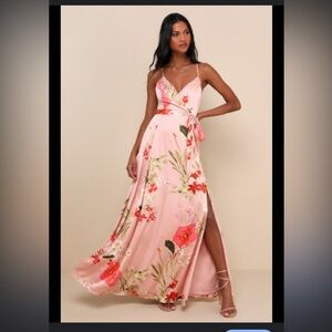 Lulus Pink Floral Maxi Dress size M